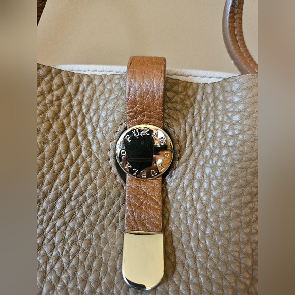 Furla Leather Expandable Crossbody Bag! - Picture 2 of 16